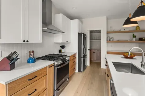 3148 Mountain Road Stowe VT 05672