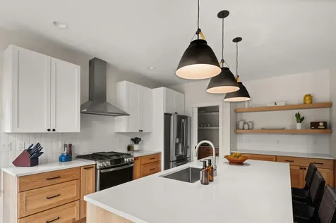 3148 Mountain Road Stowe VT 05672