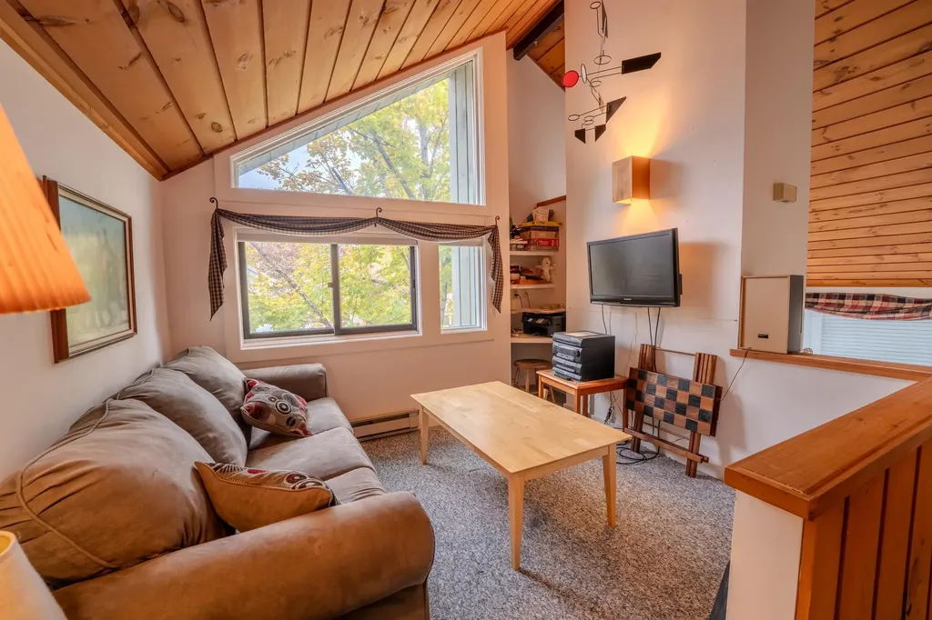 3 Big Bear Lane Lincoln NH 03251