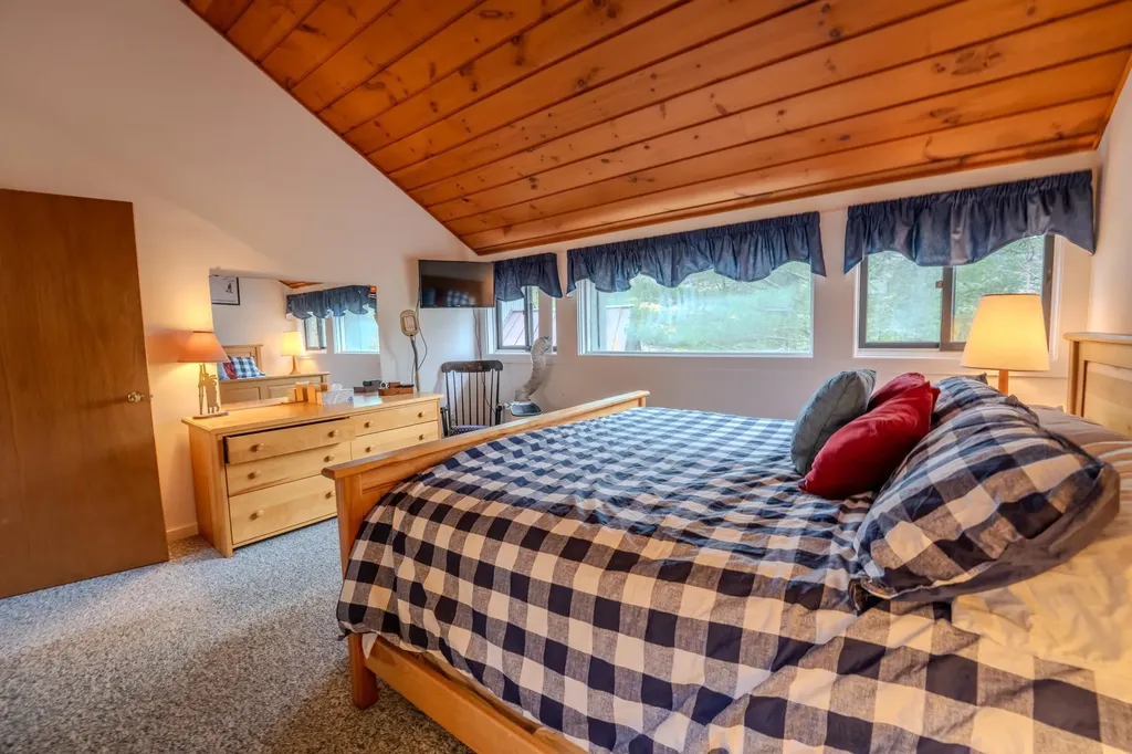 3 Big Bear Lane Lincoln NH 03251