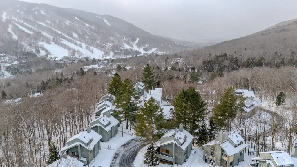 3 Big Bear Lane Lincoln NH 03251