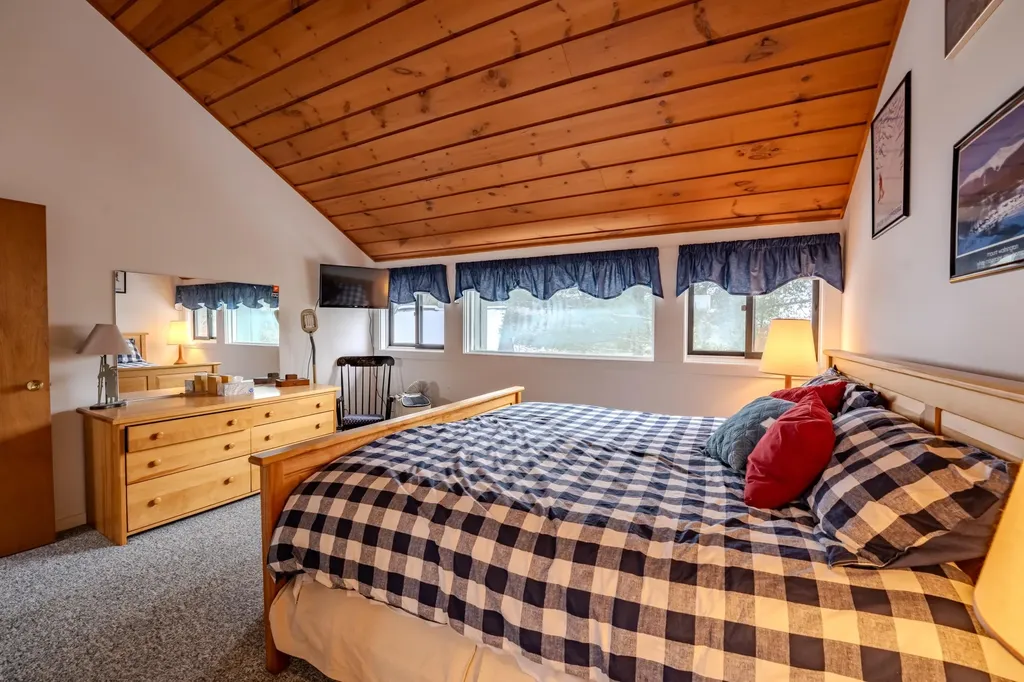 3 Big Bear Lane Lincoln NH 03251