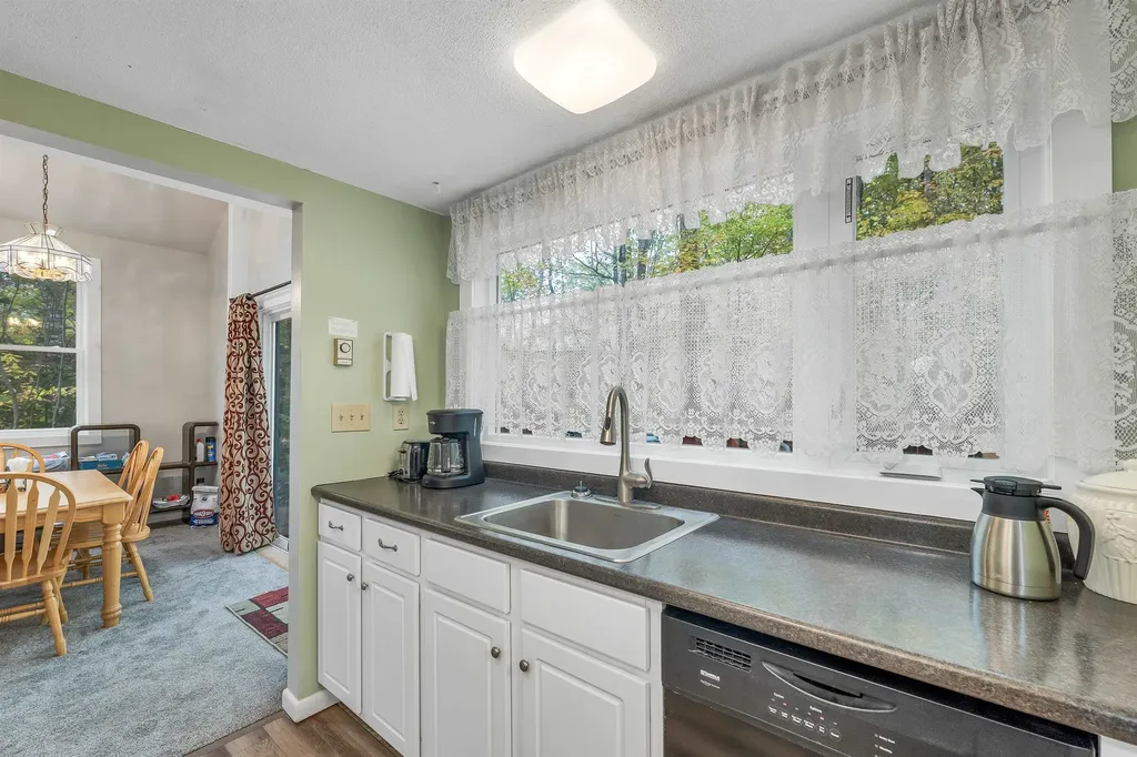 88 Donovan Farm Road Campton NH 03223