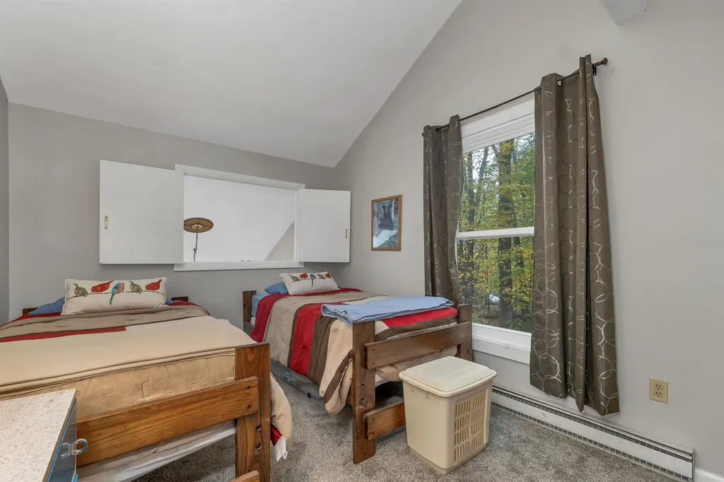 88 Donovan Farm Road Campton NH 03223