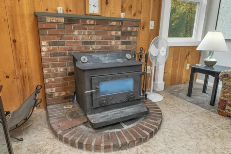 88 Donovan Farm Road Campton NH 03223