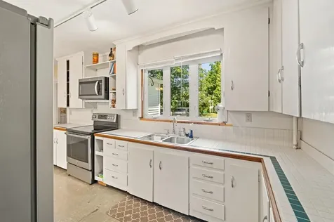 20 Stark Avenue Dover NH 03820