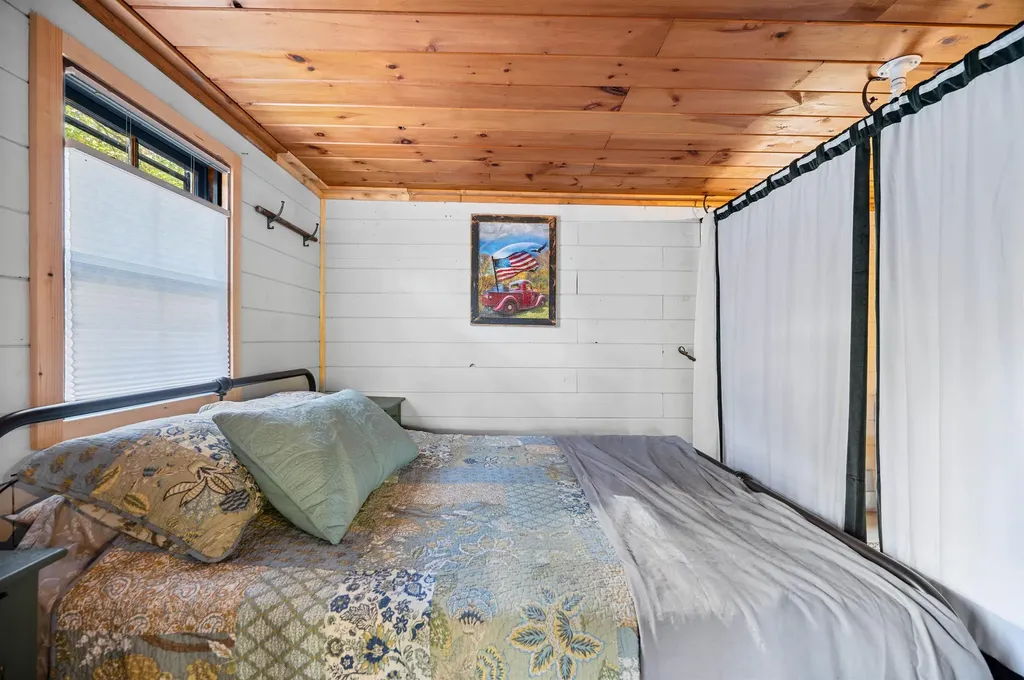 802 Levi Pond Road Groton VT 05046