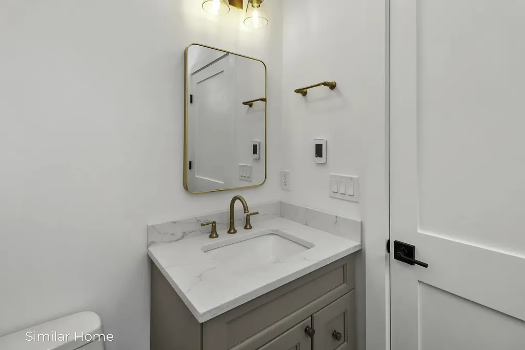 1155 Sagamore Avenue Portsmouth NH 03801