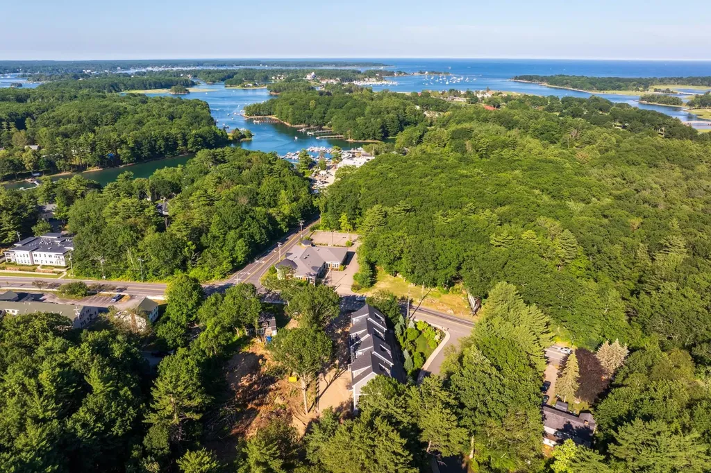 1155 Sagamore Avenue Portsmouth NH 03801