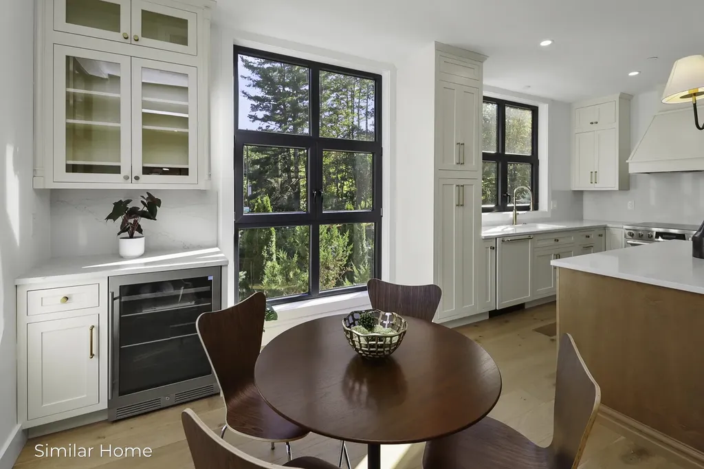 1155 Sagamore Avenue Portsmouth NH 03801