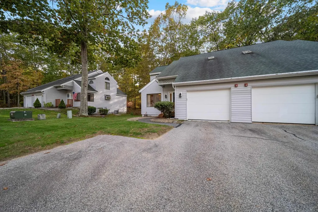 5 Balsam Court Atkinson NH 03811