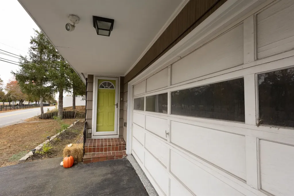 426 Goffstown Road Manchester NH 03102