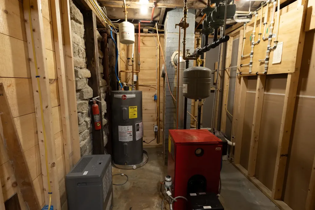 426 Goffstown Road Manchester NH 03102