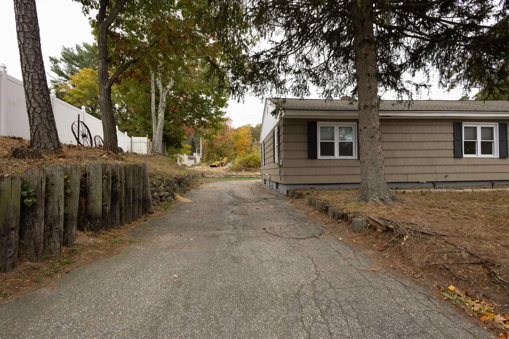 426 Goffstown Road Manchester NH 03102