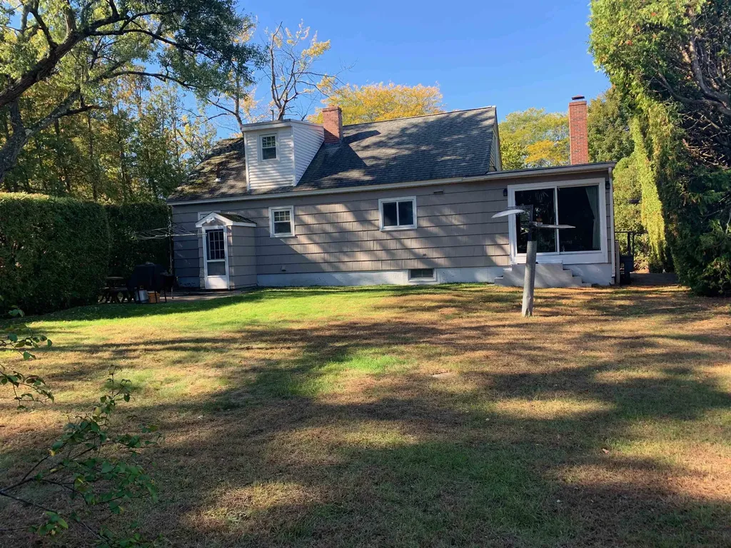 8 Cote Avenue Nashua NH 03060