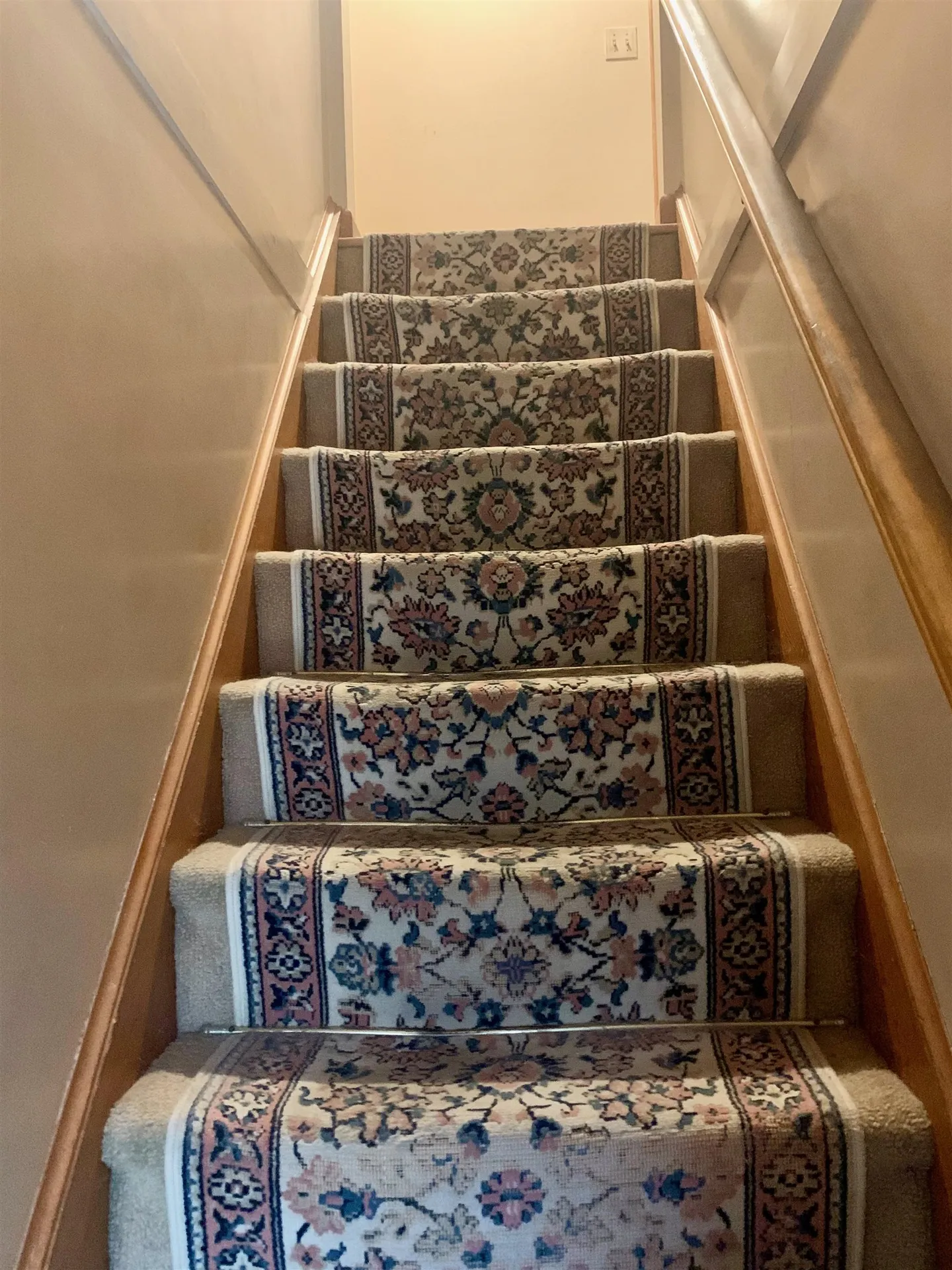 8 Cote Avenue Nashua NH 03060