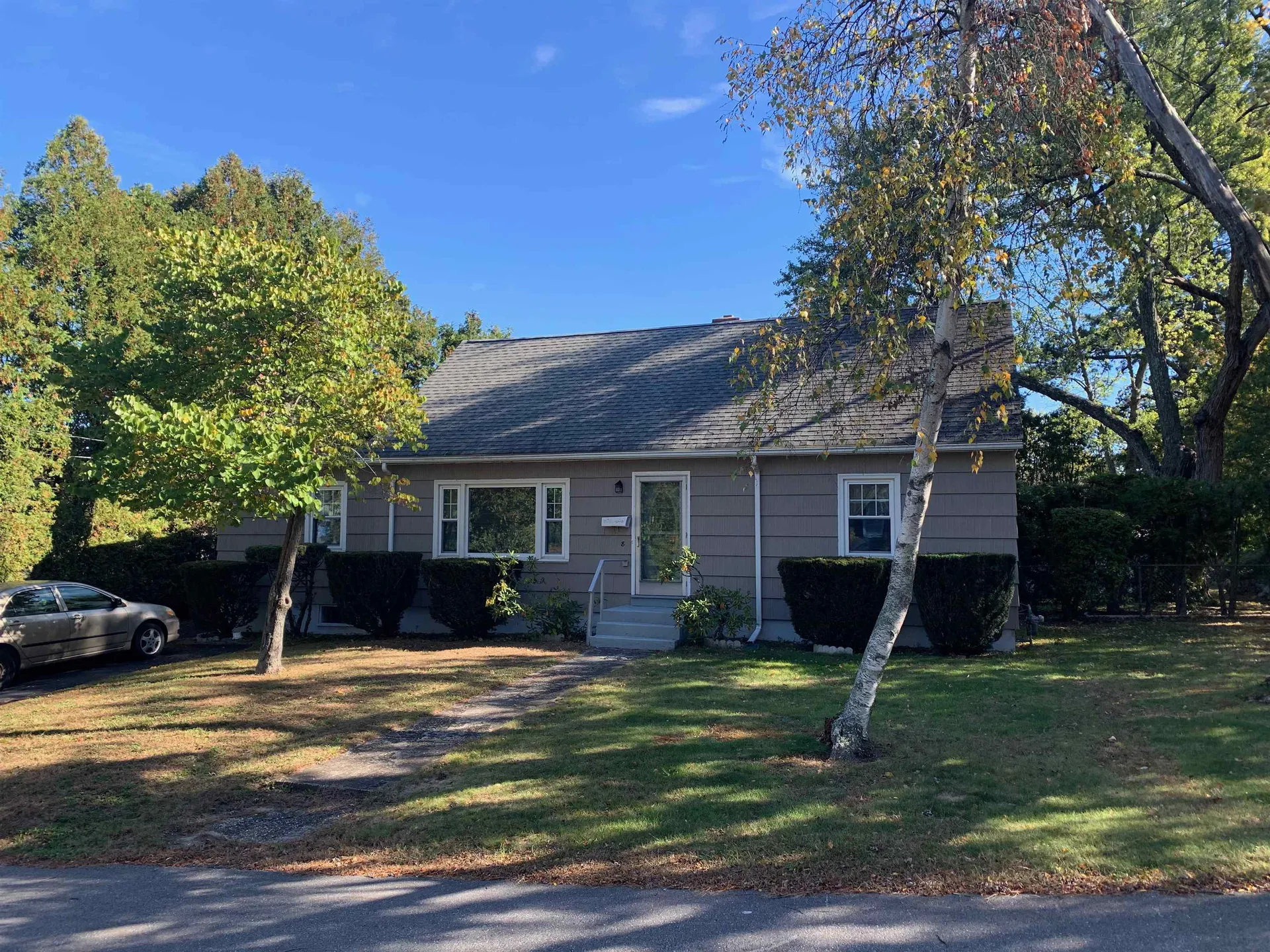 8 Cote Avenue Nashua NH 03060