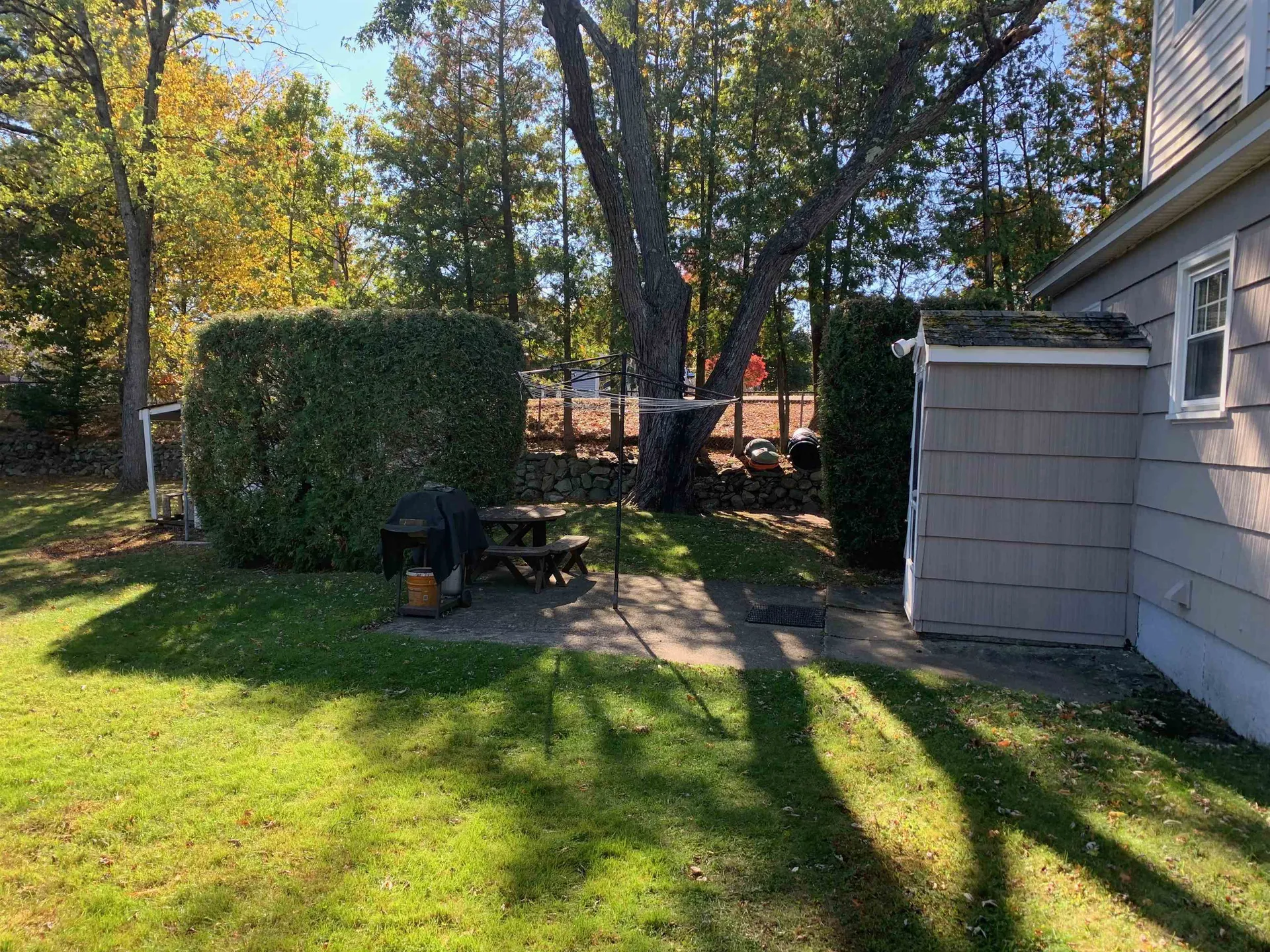 8 Cote Avenue Nashua NH 03060