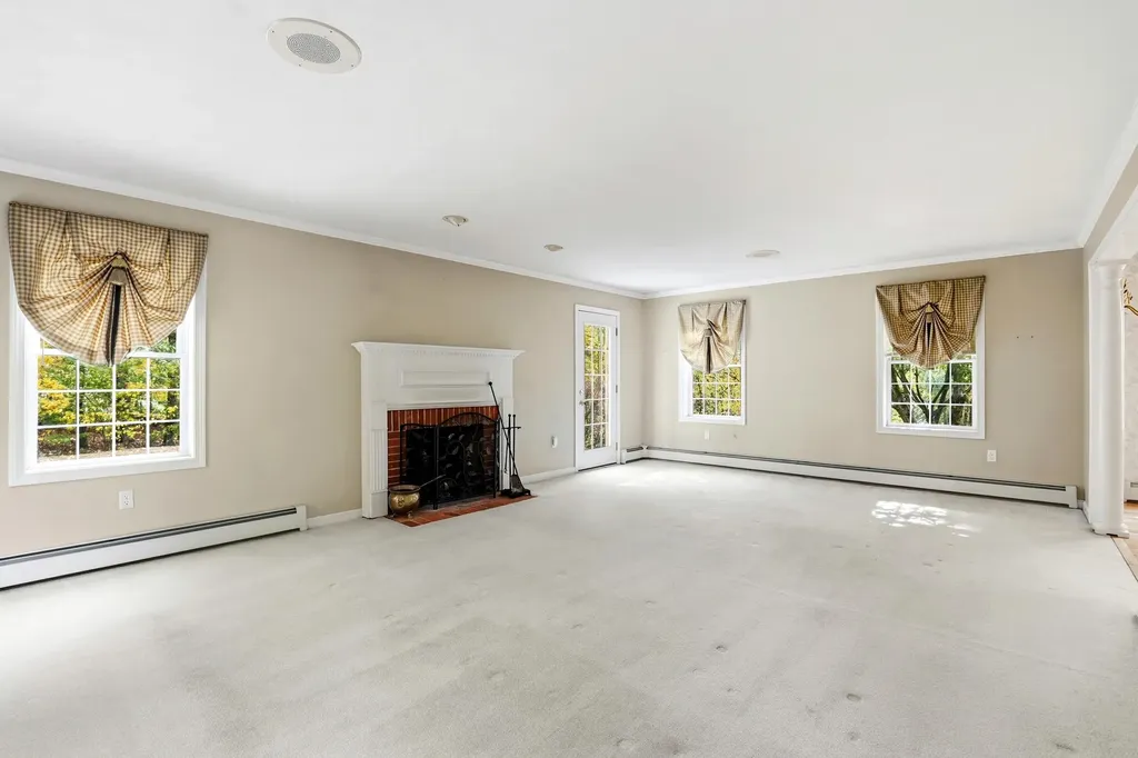 13 Cottonwood Road Plaistow NH 03865