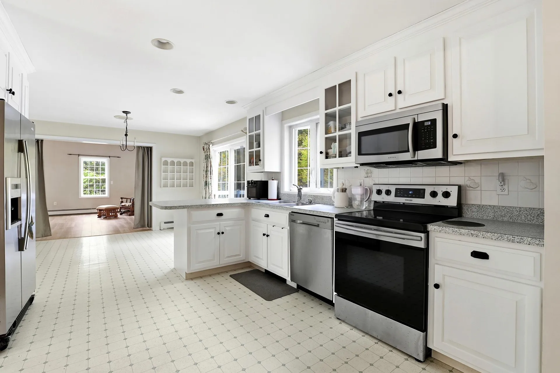 13 Cottonwood Road Plaistow NH 03865