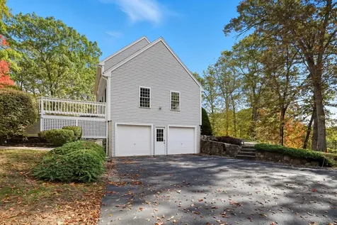 13 Cottonwood Road Plaistow NH 03865