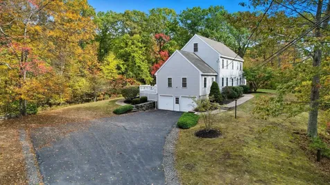 13 Cottonwood Road Plaistow NH 03865