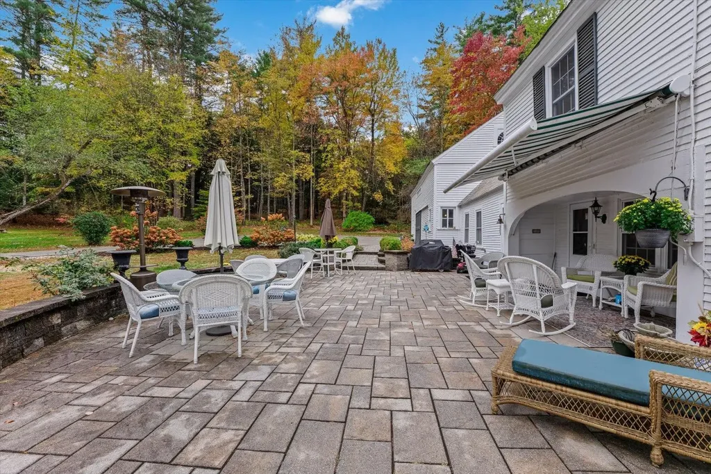 24 Sawyers Crossing Road Swanzey NH 03446