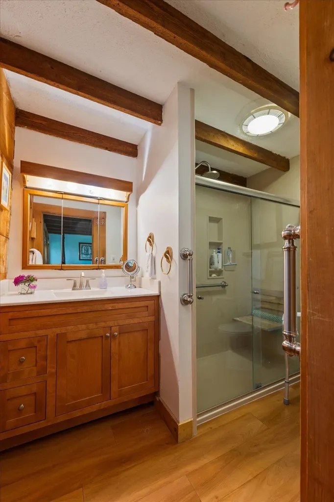 24 Sawyers Crossing Road Swanzey NH 03446