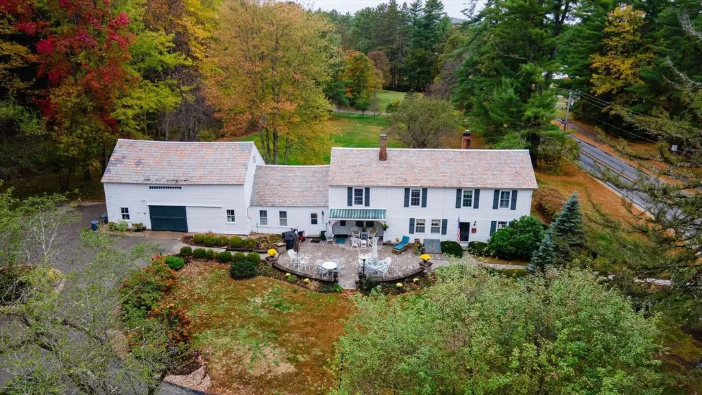 24 Sawyers Crossing Road Swanzey NH 03446