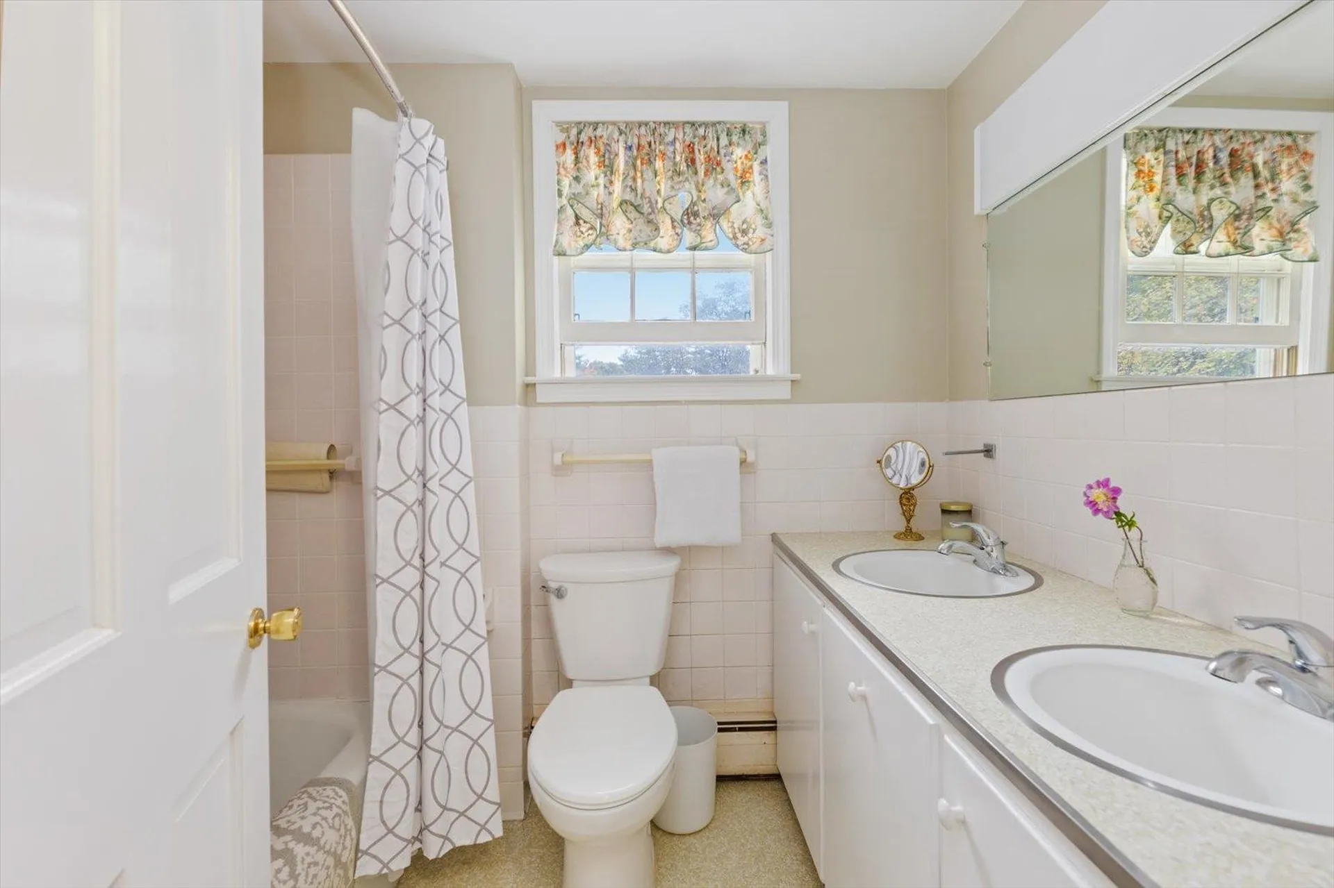 24 Sawyers Crossing Road Swanzey NH 03446