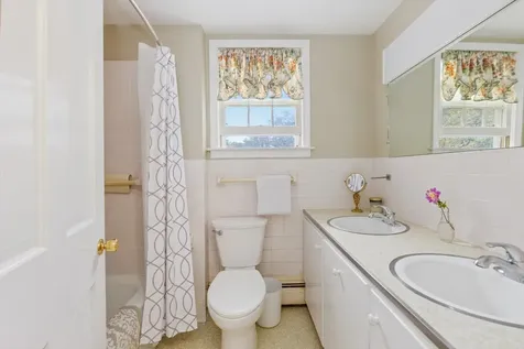 24 Sawyers Crossing Road Swanzey NH 03446