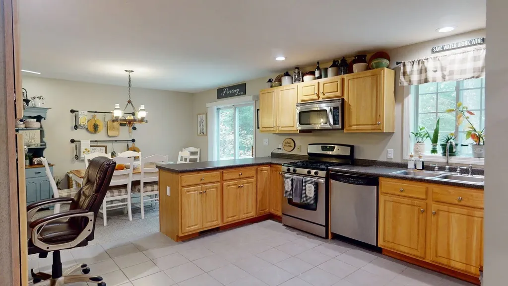61 Rumford Drive Webster NH 03303