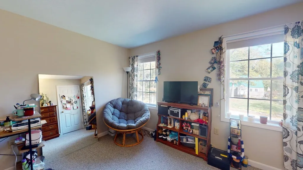 61 Rumford Drive Webster NH 03303