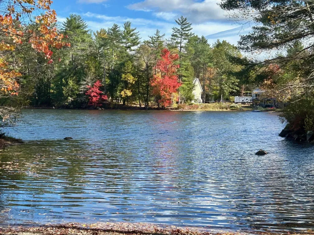 61 Rumford Drive Webster NH 03303