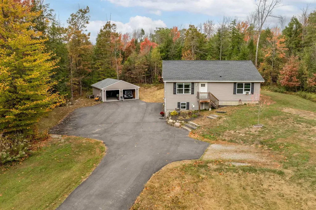 524 Bradford Road Newport NH 03773