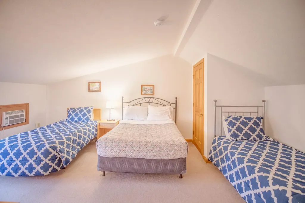 4 Jack O'lantern Drive Woodstock NH 03262