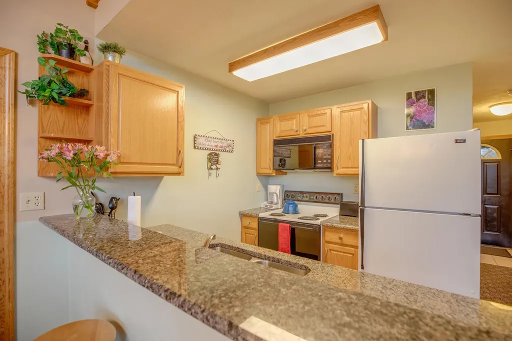 4 Jack O'lantern Drive Woodstock NH 03262