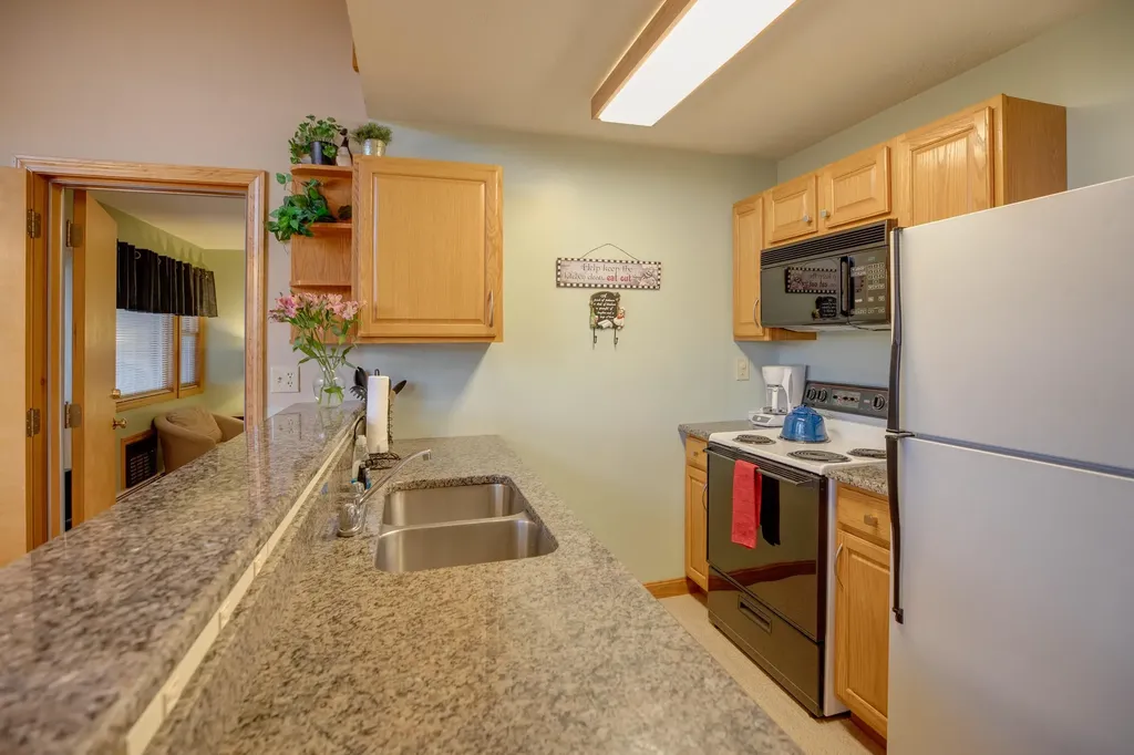 4 Jack O'lantern Drive Woodstock NH 03262