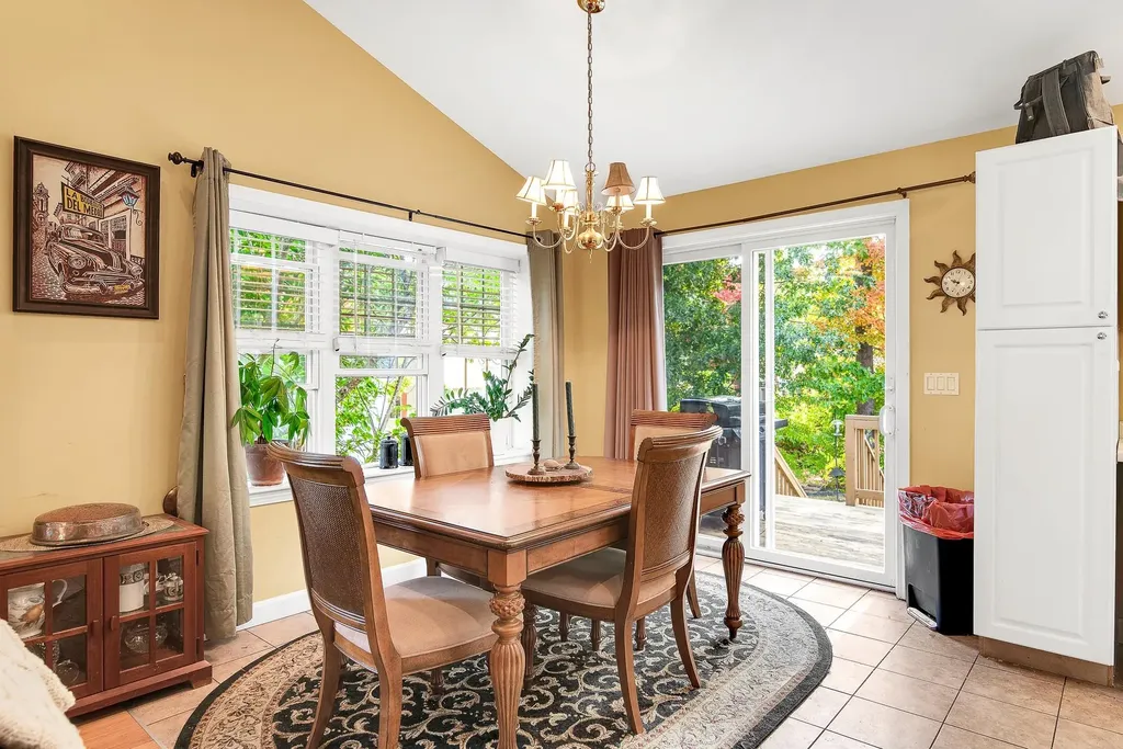 21 Briallia Circle Newmarket NH 03857