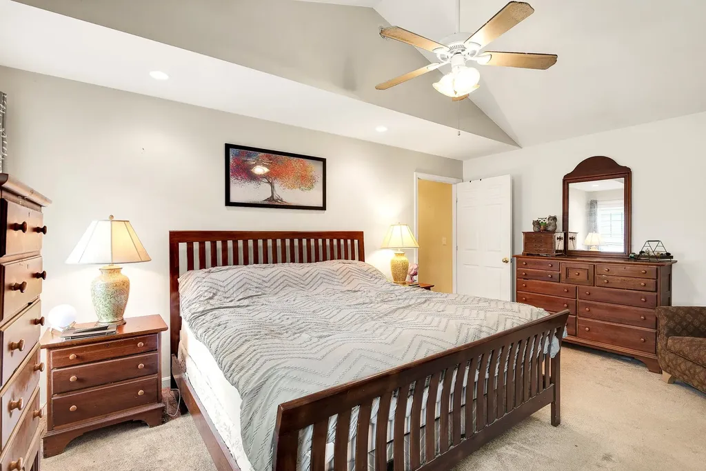 21 Briallia Circle Newmarket NH 03857