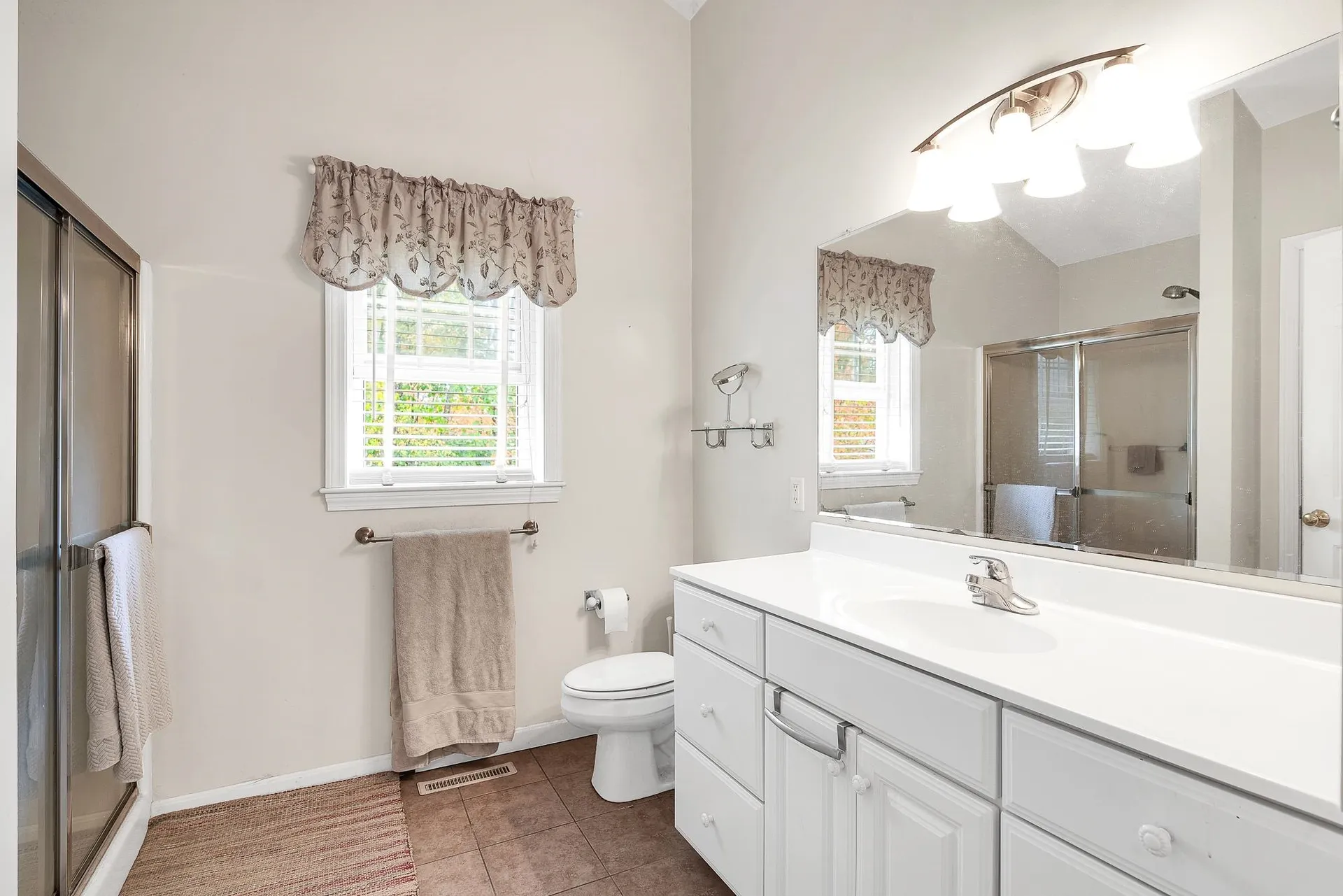 21 Briallia Circle Newmarket NH 03857