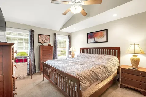 21 Briallia Circle Newmarket NH 03857