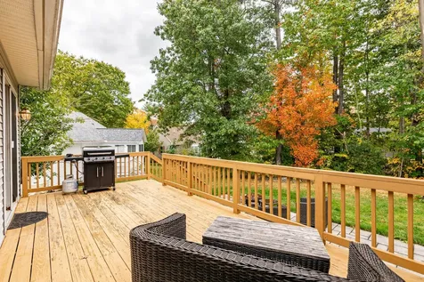 21 Briallia Circle Newmarket NH 03857