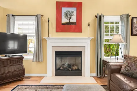 21 Briallia Circle Newmarket NH 03857