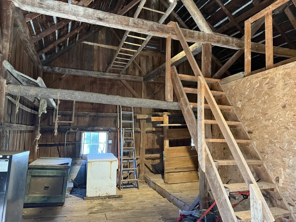 4668 Vt Route 112 Halifax VT 05358