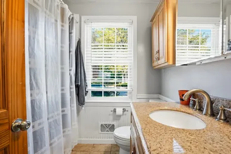 1515 Belmont Street Manchester NH 03104