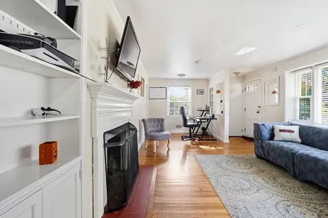 1515 Belmont Street Manchester NH 03104