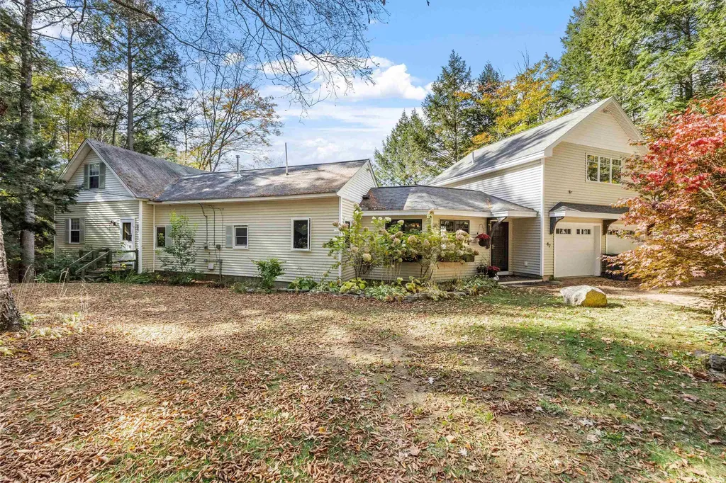 47 Dock Road Belmont NH 03220