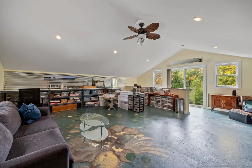 47 Dock Road Belmont NH 03220