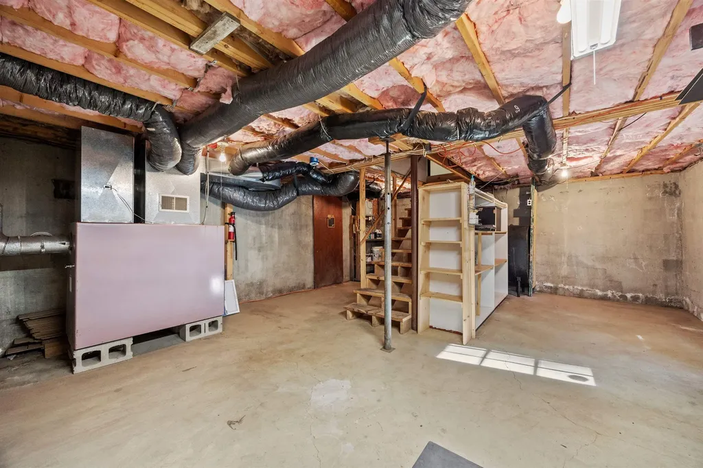 47 Dock Road Belmont NH 03220